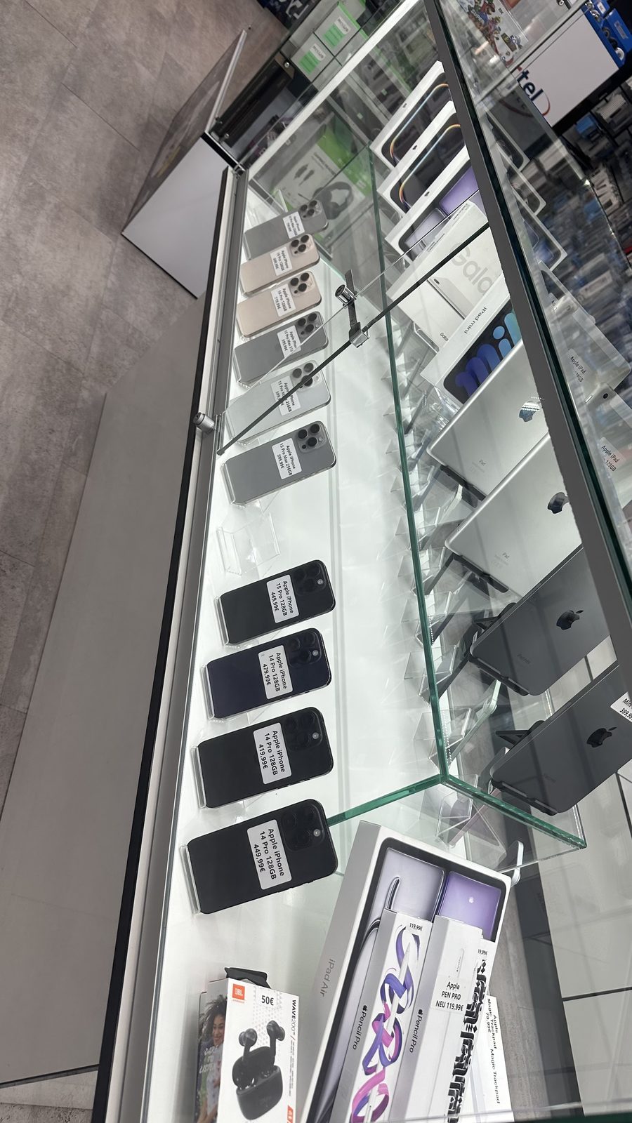Apple iPhone 15 bei Mr. Phone Frankfurt
